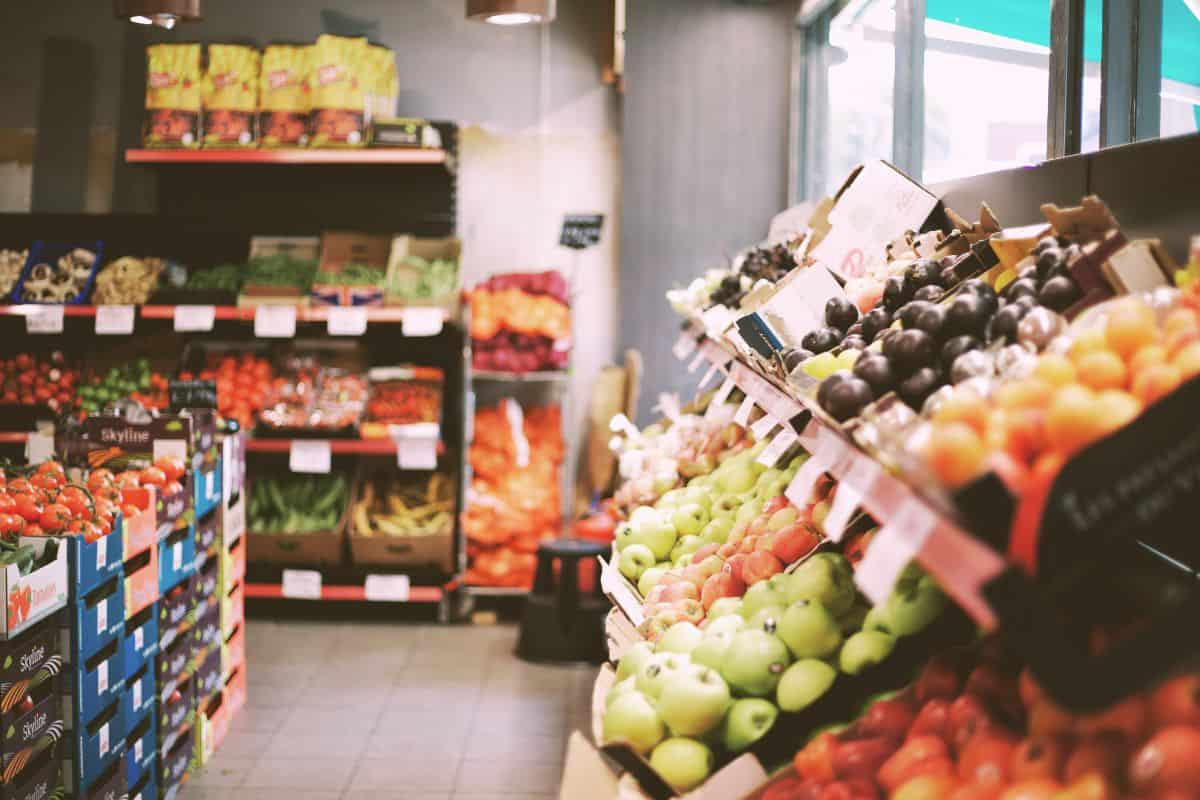 Corsia ortofrutticola supermercato