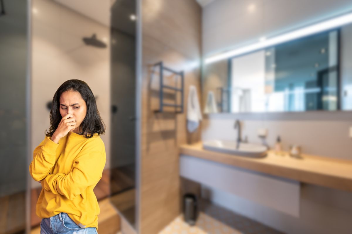 Cattivi odori in bagno? Forse non basta solo la solita pulizia: fai attenzione a questo e risolvi in pochissimo tempo