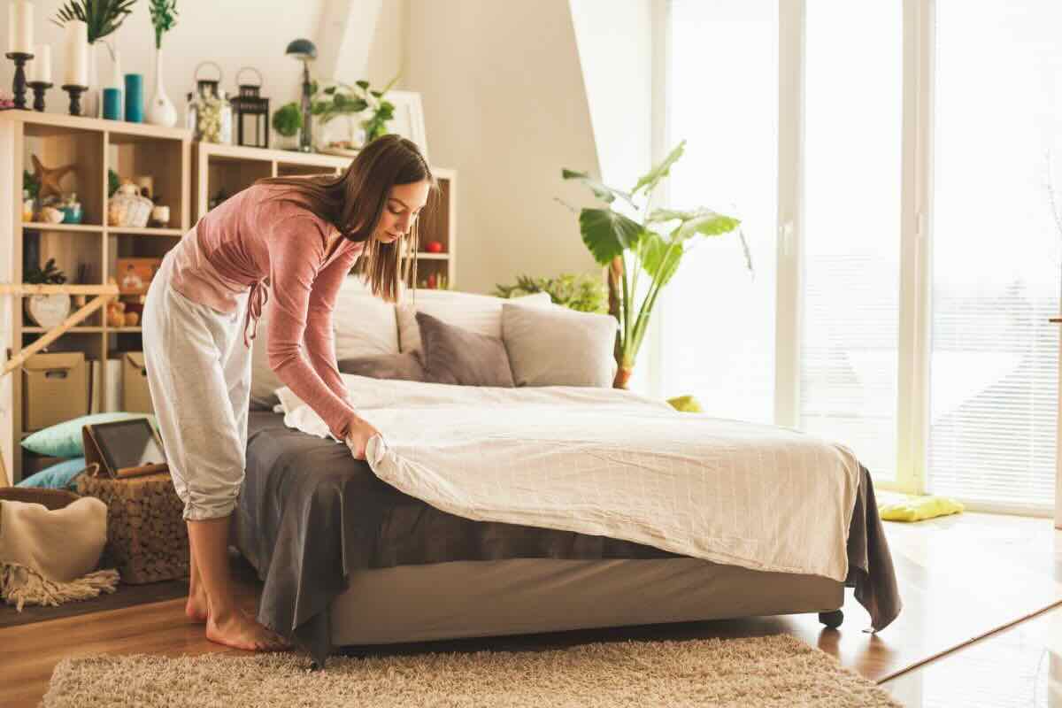 Gli incredibili benefici nel rifare il letto prima di uscire di casa: a rivelarli è un esperto del settore