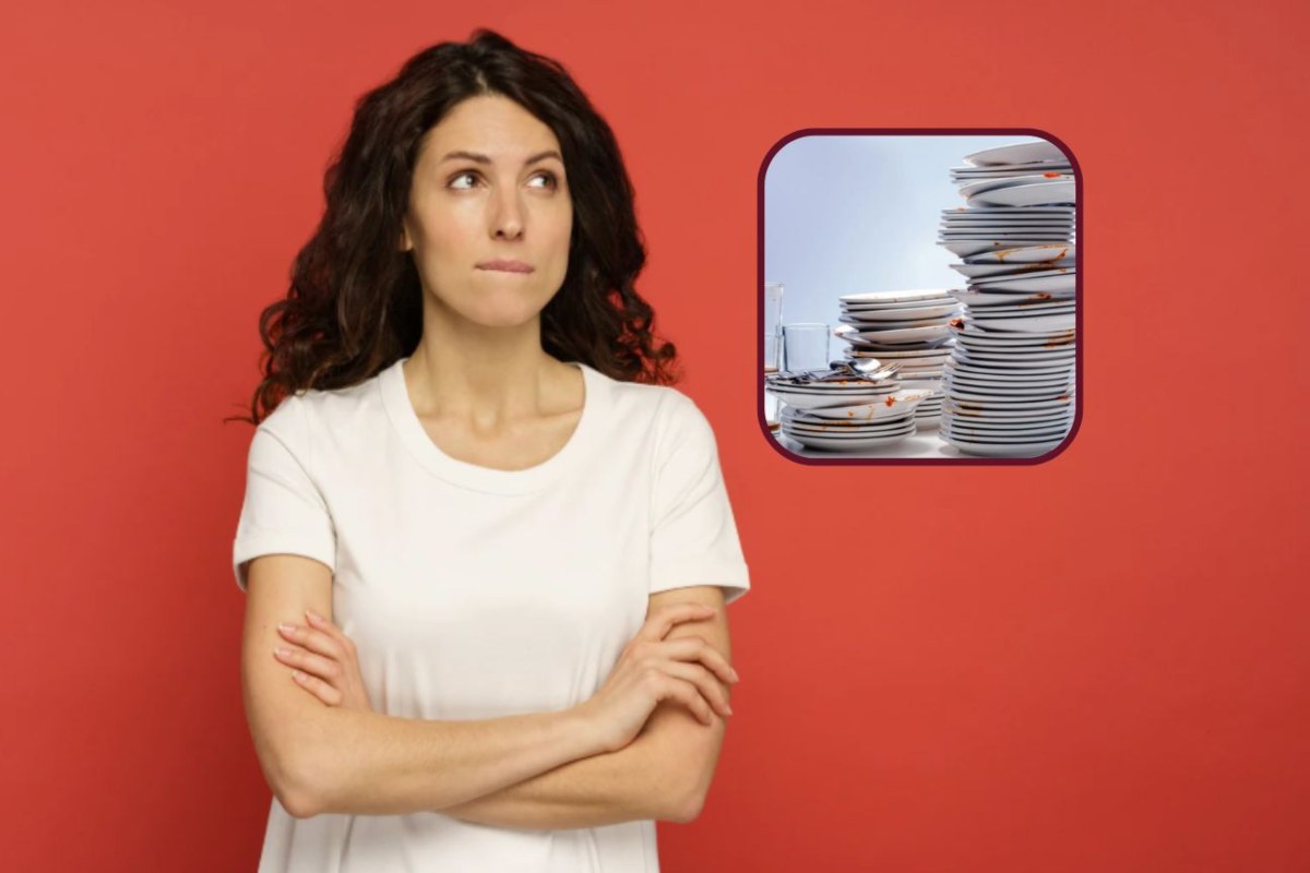 Piatti sporchi: meglio lavarli a mano o con la lavastoviglie? La soluzione più economica è solo questa
